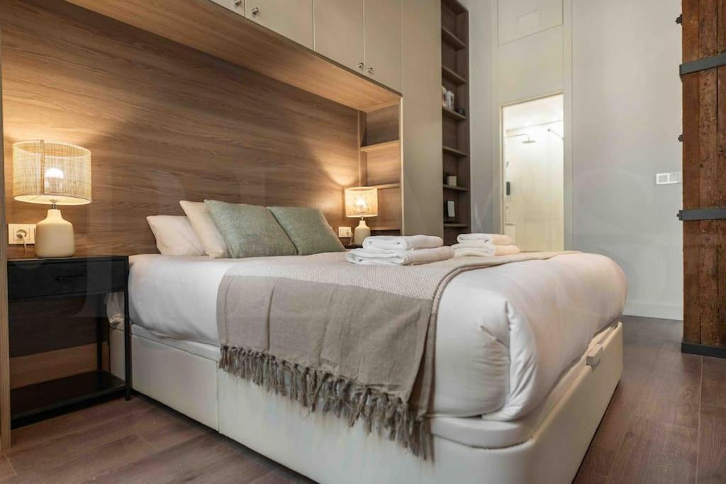 Eclectic & Elegant Apartment By Rems 马拉加 外观 照片