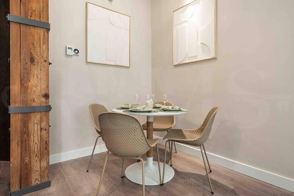 Eclectic & Elegant Apartment By Rems 马拉加 外观 照片