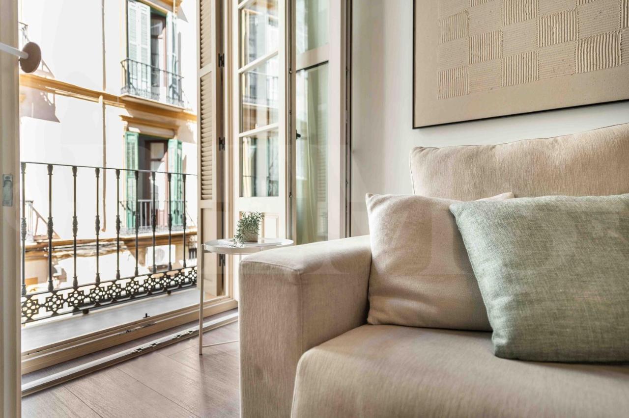 Eclectic & Elegant Apartment By Rems 马拉加 外观 照片